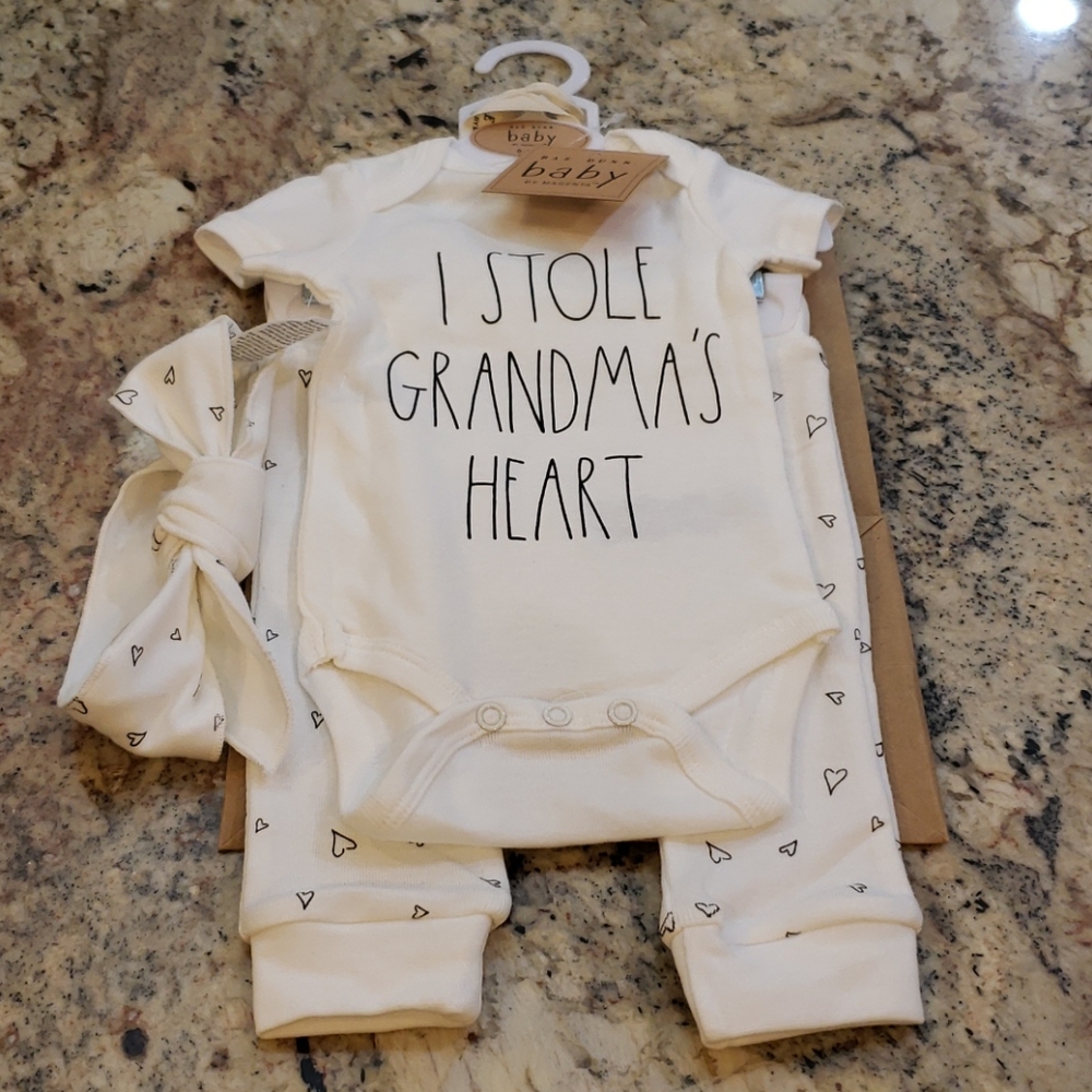 Rae Dunn Baby Gift Set